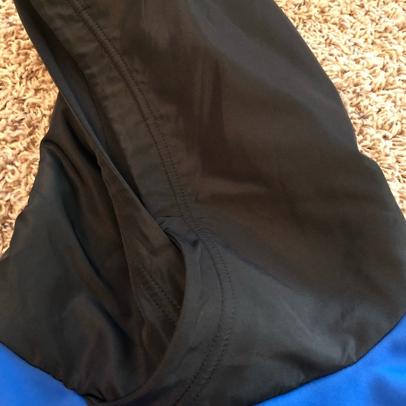 Adidas Basketball Hoodie - Picture 3 of 6